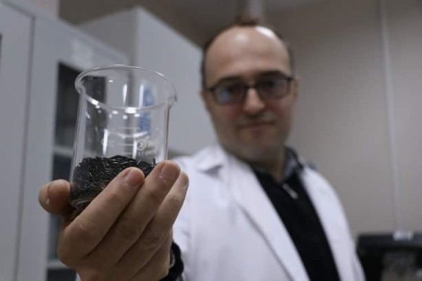 Foto - Türkiye'den büyük başarı! Radarlara karşı görünmezlik veren yerli malzeme üretildi