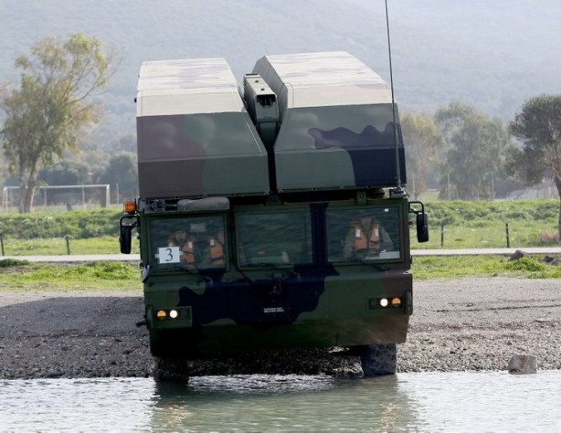 Foto - Türkiye'den büyük başarı! Suya indirildi