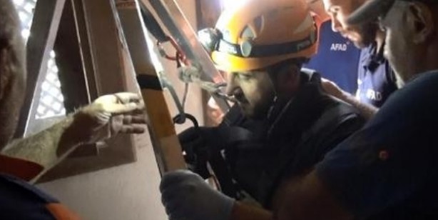 Foto - Türkiye’den dev keşif! Tarihi konakta heyecanlandıran tam 250 yıllık su kuyusu bulundu