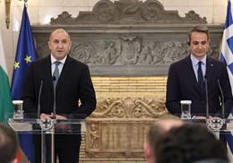 Foto - Türkiye'den doğalgaz alan o ülke Yunanistan ile masaya oturdu! Türk Boğazlarını devre dışı bırakacaklar, alçak plan