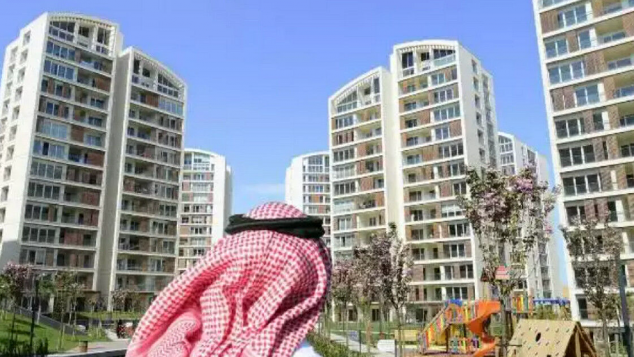 Türkiye'den en çok ev alan artık Araplar değil! Zirvenin sahibi onlar oldu, harıl harıl konut topluyorlar