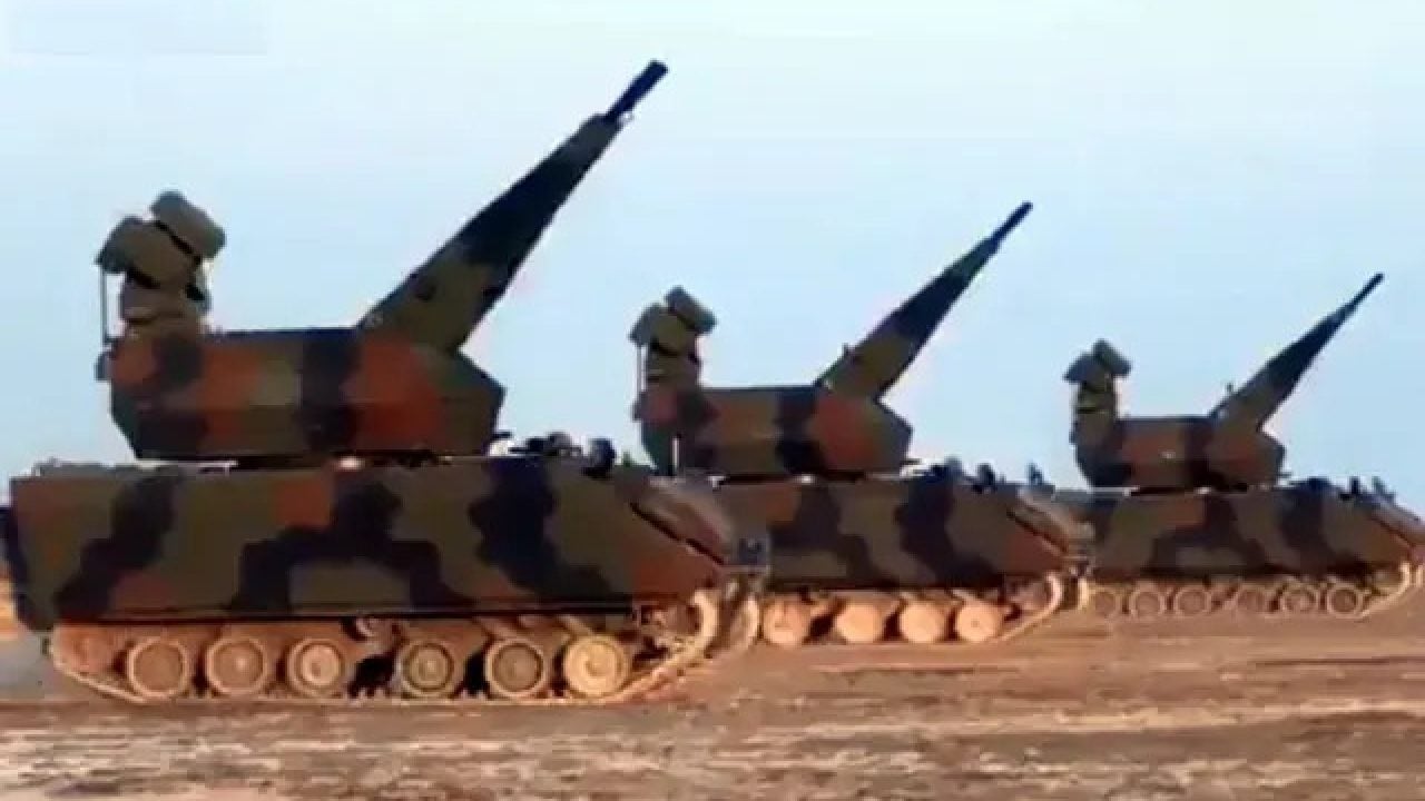 Foto - Türkiye'den hava savunma sistemi alıp aktif ettiler: Yüzlerce pahalı İHA peş peşe düşürüldü