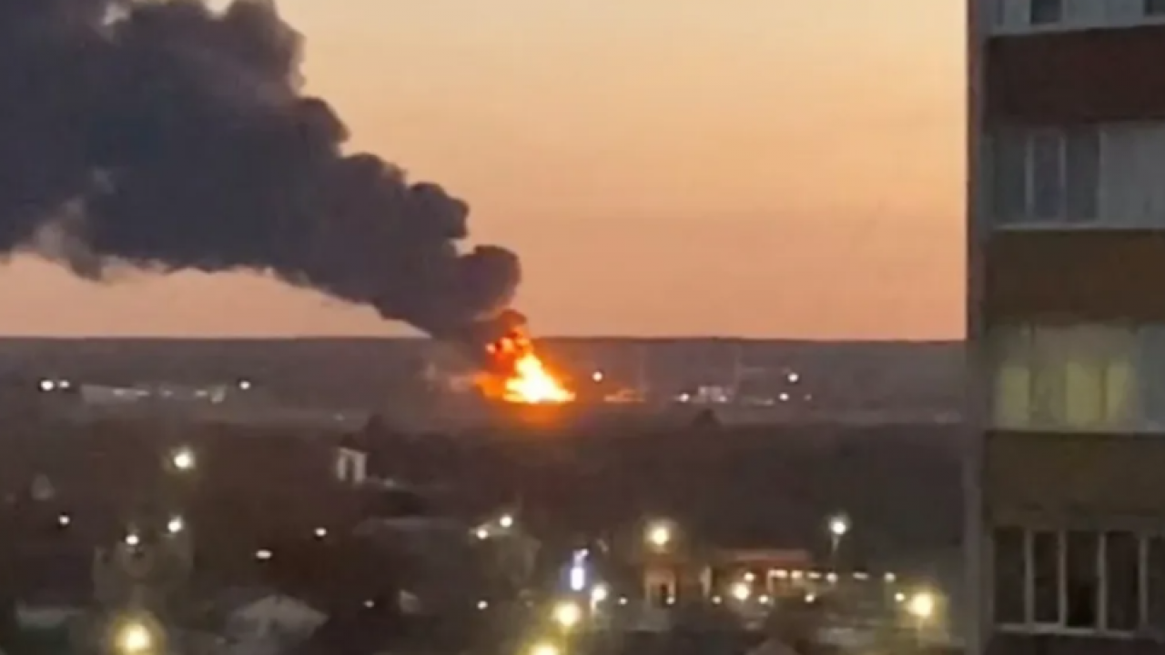 Foto - Türkiye'den İHA almışlardı! Petrol tesisini vurdular