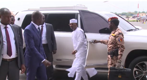 Foto - Türkiye'den İHA ve HÜRKUŞ aldılar! Resmi törenle düşmanlara gözdağı verdiler