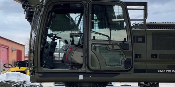 Türkiye’den İspanya’ya zırhlı iş makinası ihracatı! Türkiye'yi yine seçti