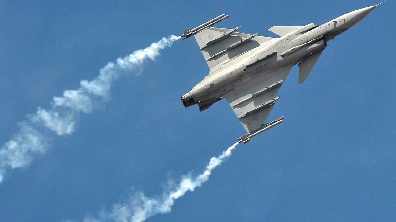 Foto - Türkiye'den Kaan alacakları konuşuluyordu! Bir anda İsveç ile anlaştılar, onlardan savaş uçağı alacaklar