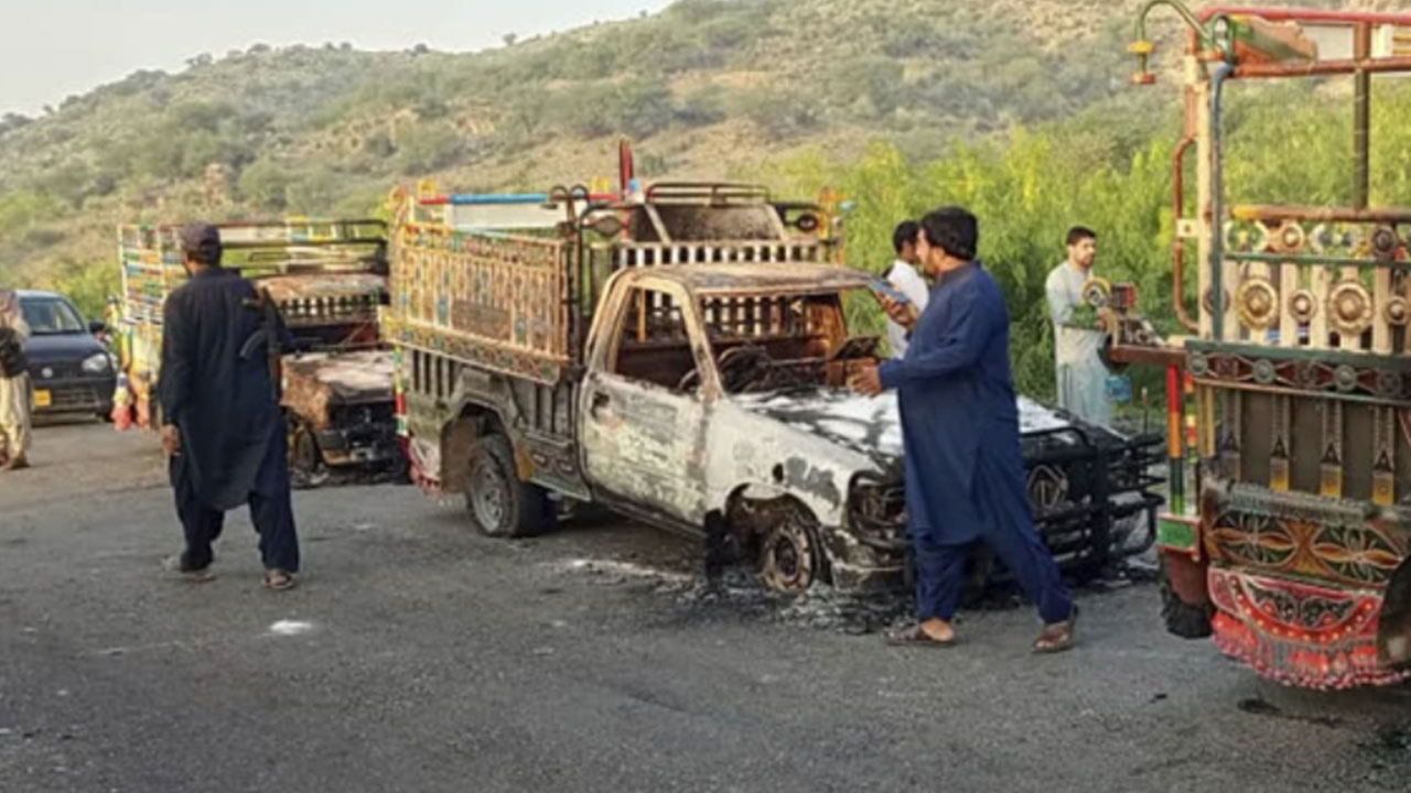 Foto - Türkiye'den Kaan almayı planlayan kardeş ülkeyi vurdular! Orduya pusu kuruldu, çok sayıda ölü var