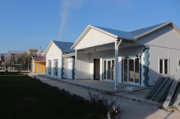 Foto - Türkiye'den kasırganın etkili olduğu ABD'ye "çelik ev" ihracatı