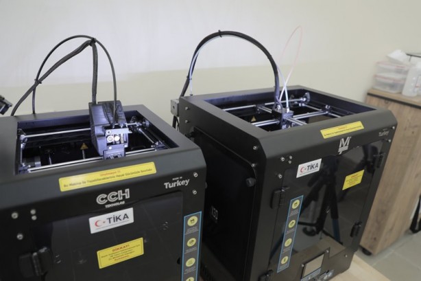 Türkiye'den kritik adım: Lübnan'a teknoloji laboratuvarı kuruldu!