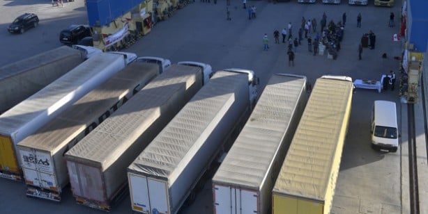 Foto - Türkiye'den Lübnan'a insani yardım: Tam 512 ton! Türkiye'den yola çıkmıştı... Resmi tören yapıldı