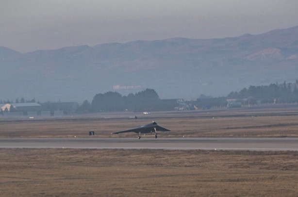 Foto - Türkiye'den Milli ANKA III Uçak: ilk uçuşu bir saat 10 dakika havada kaldı! Savunma sanayiinde Türkiye’ye destek olacak