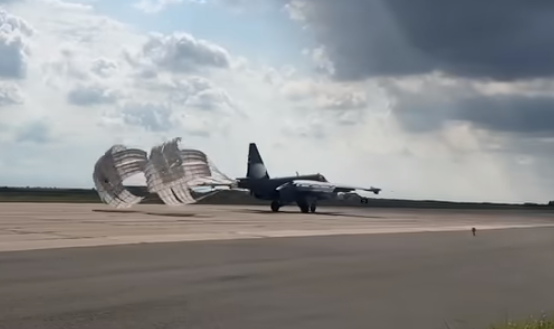 Foto - Türkiye'de modernize edilen Su-25ML savaş uçağının görüntüleri dünyayı salladı