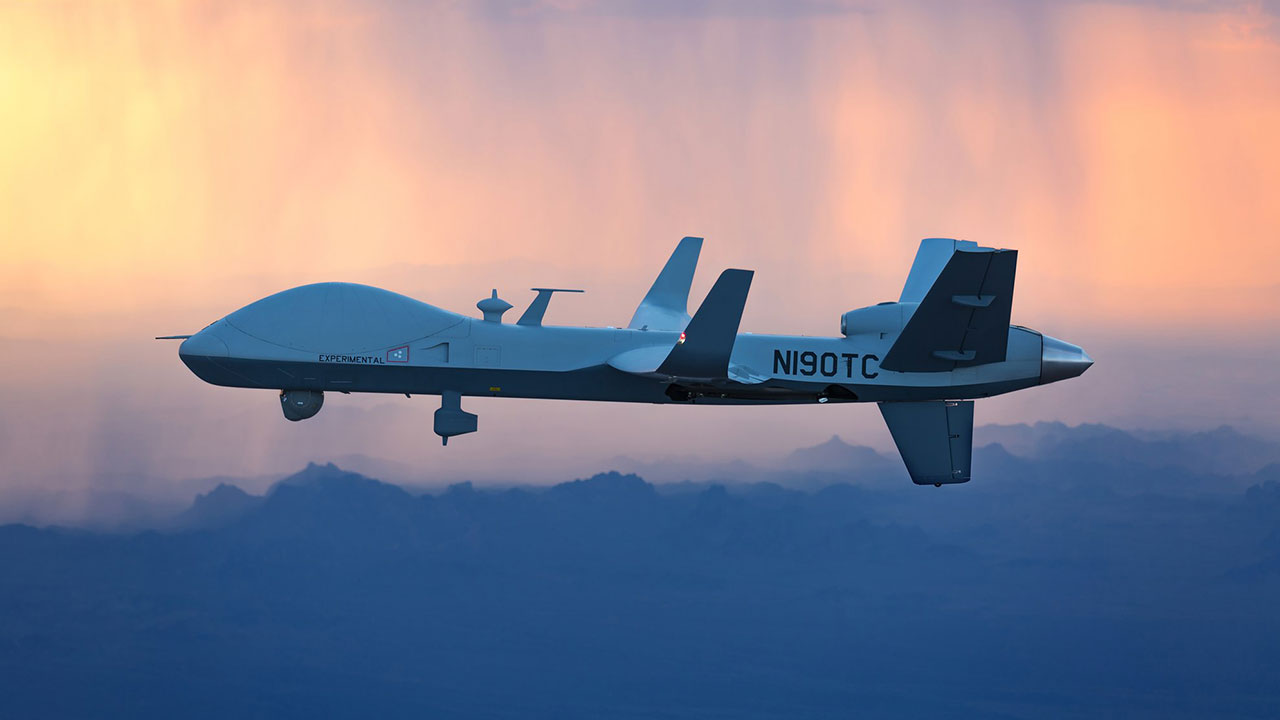 Foto - Türkiye'den sürüyle İHA alan Katar'dan sürpriz karar! O ülkeyle 2 milyar dolarlık İHA anlaşması yaptılar