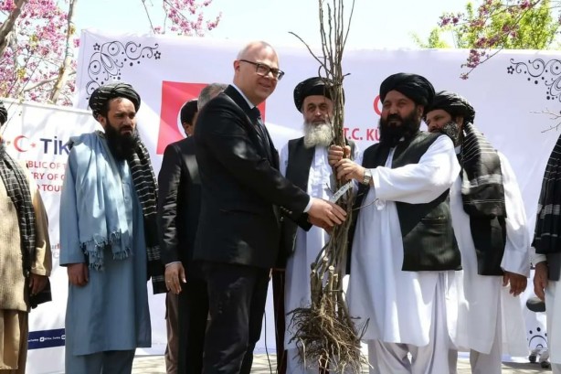 Foto - Türkiye'den Taliban'a hediye
