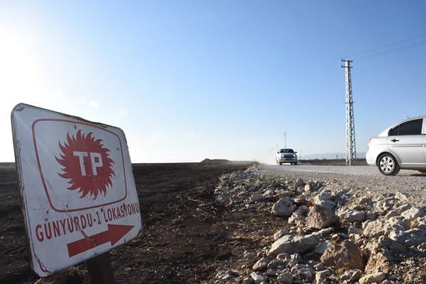 Foto - Türkiye'den tarihi keşif... Sınırdan petrol fışkırdı