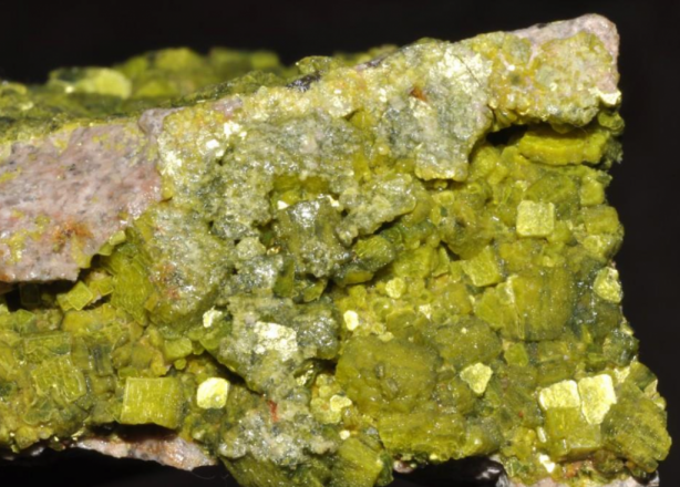 Foto - Türkiye'den TB2 SİHA almışlardı! Uranyuma çöken Fransızları ülkeden kovdular