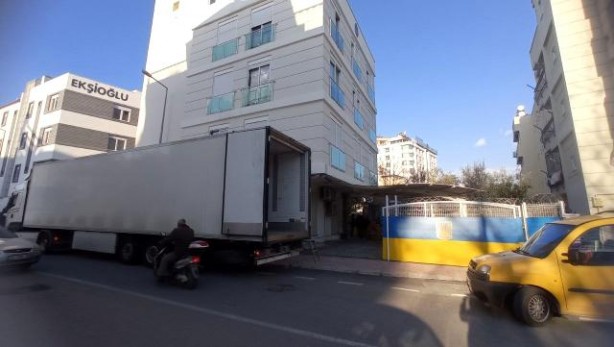 Foto - Türkiye'den Ukrayna'ya 2 TIR yardım