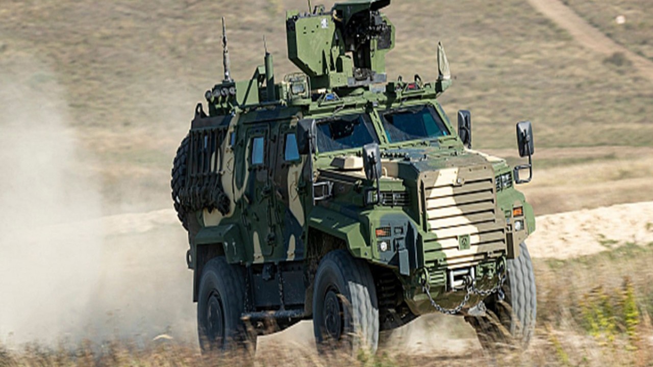 Foto - Türkiye'den zırhlı araç alıp ismini değiştirdiler! Hemen sahaya sürdüler