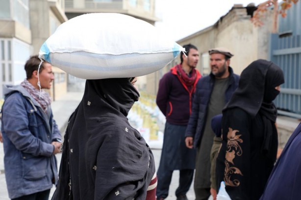 Foto - Türkiye'den zor durumdaki Afganistan'a yardım!