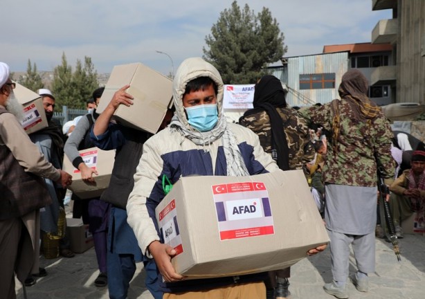 Foto - Türkiye'den zor durumdaki Afganistan'a yardım!