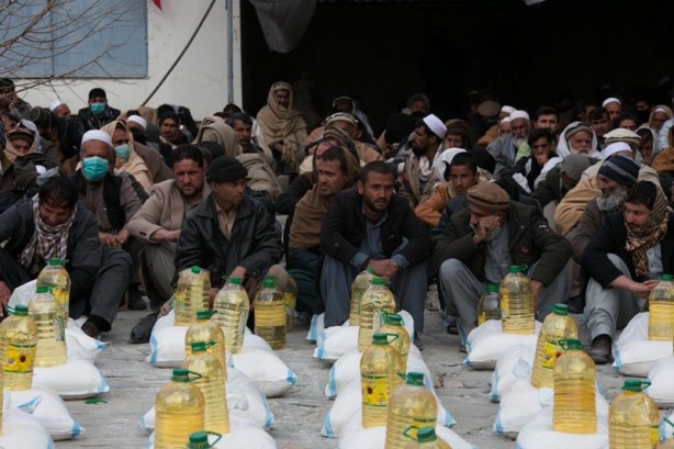 Foto - Türkiye'den zor durumdaki Afganistan'a yardım!