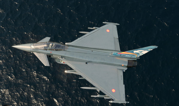 Foto - Türkiye'nin almak istediği Eurofighter Typhoon uçakları emekliye ayrıldı