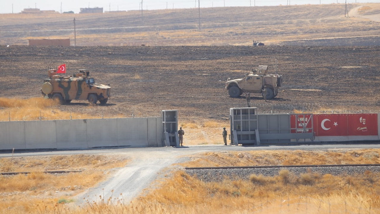 Foto - Türkiye'nin Arap ülkesiyle doğalgaz hamlesine çomak sokacaklardı! Tutuştular: Bize sahayı bırakmazlar