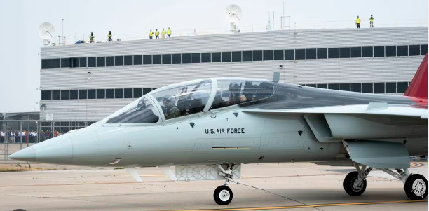 Foto - Türkiye'nin başına talih kuşu kondu! O ülke ABD yerine Ankara'dan yüzlerce Hürjet savaş uçağı alabilir