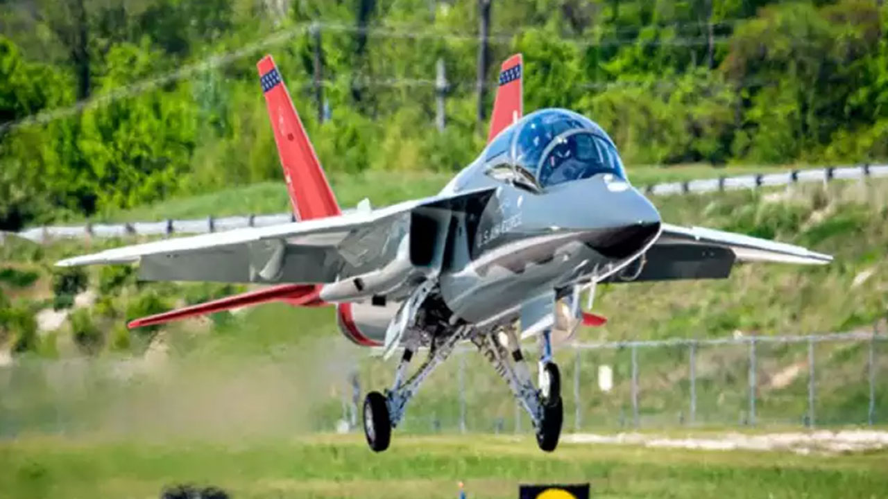 Foto - Türkiye'nin başına talih kuşu kondu! T-7A uçağında büyük sorunlar tespit edildi