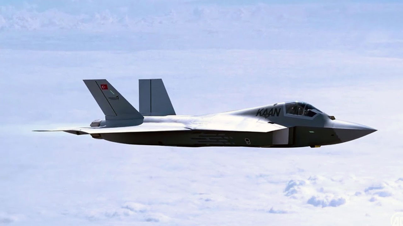 Türkiye'nin beşinci nesil savaş uçağı Kaan'ın ilk alıcısı belli oldu! Hindistan ayağa kalktı