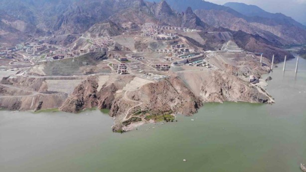 Foto - Türkiye'nin birincisi Yusufeli'den kötü haber: O bölge tamamen baraj suları altında kaldı, gündeme oturdu! Eski ve yeni hali