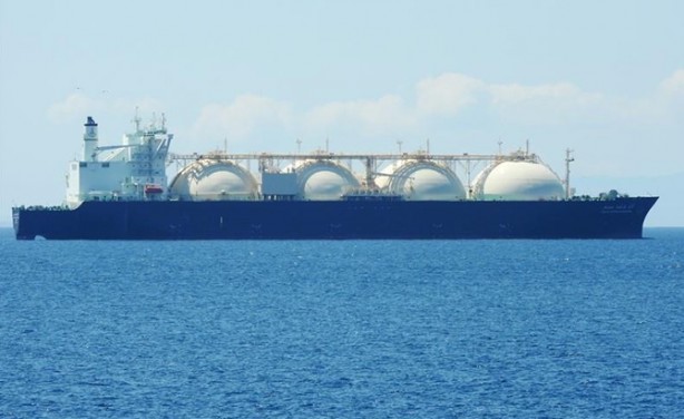 Foto - Türkiye'nin doğalgaz hamlesi sonrası Avrupa ülkesi harekete geçti! Tam 57 gemi...