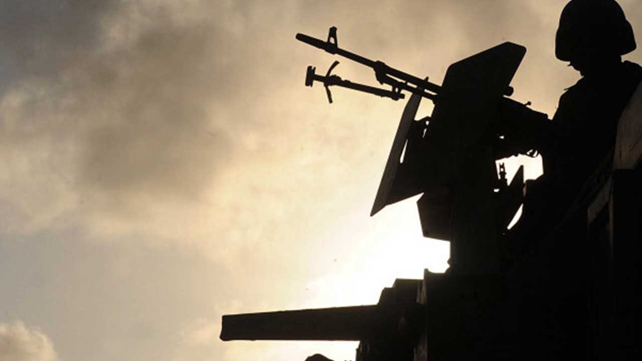 Foto - Türkiye'nin bulunduğu Somali'de hareketli saatler! Askeri üsler peş peşe boşaltılıyor