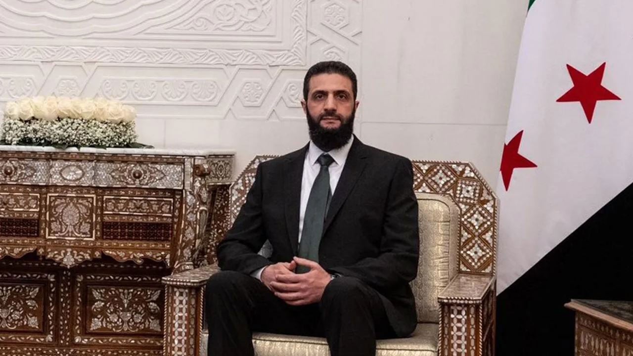 Foto - Türkiye’nin desteğiyle Esed’i deviren Ahmed Şara’dan beklenmedik karar! Stratejik düşünüyor ama çok tehlikeli