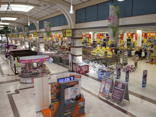 Foto - Türkiye’nin dev zincir marketi iflas bayrağını çekti! Herkes şaşkın! Şubelere teker teker kilit vuruldu