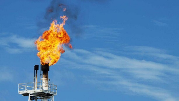 Foto - Doğalgaz fışkıran bölgede Türkiye gaz buldu! Bir ülke apar topar harekete geçti, bölgeye geliyorlar