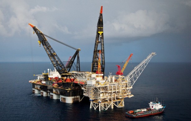 Foto - Türkiye'nin doğalgazını çalma girişimi! Gaz fışkıran bölgedeki dev rezerv için harekete geçtiler