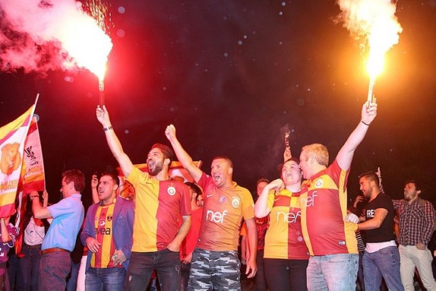 Türkiye'nin dört bir yanında şampiyonluk coşkusu!