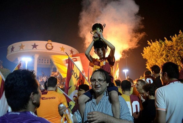 Foto - Türkiye'nin dört bir yanında şampiyonluk coşkusu!