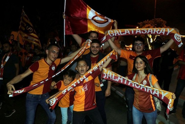 Foto - Türkiye'nin dört bir yanında şampiyonluk coşkusu!