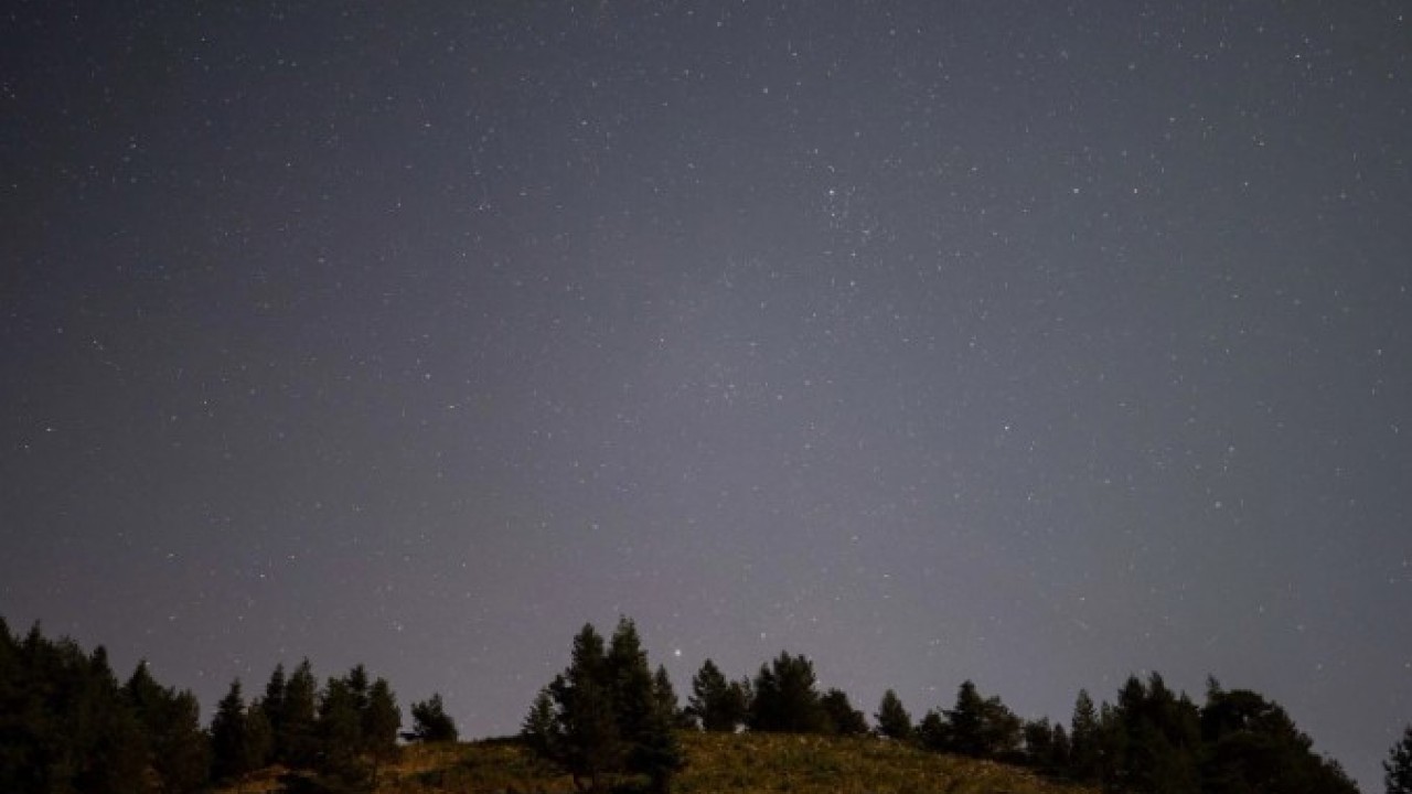 Foto - Türkiye’nin dört bir yanından görüldü! Persoid meteor yağmuru gökyüzünü aydınlattı