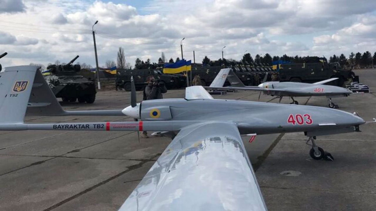 Foto - Türkiye’nin düzinelerce Bayraktar TB-2 SİHA sattığı ülke resmen çıldırdı! Yaptıklarını görünce, şaşkına döneceksiniz