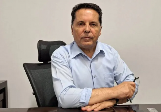 Foto - Türkiye’nin en büyük ilçesi DEM’e peşkeş çekildi