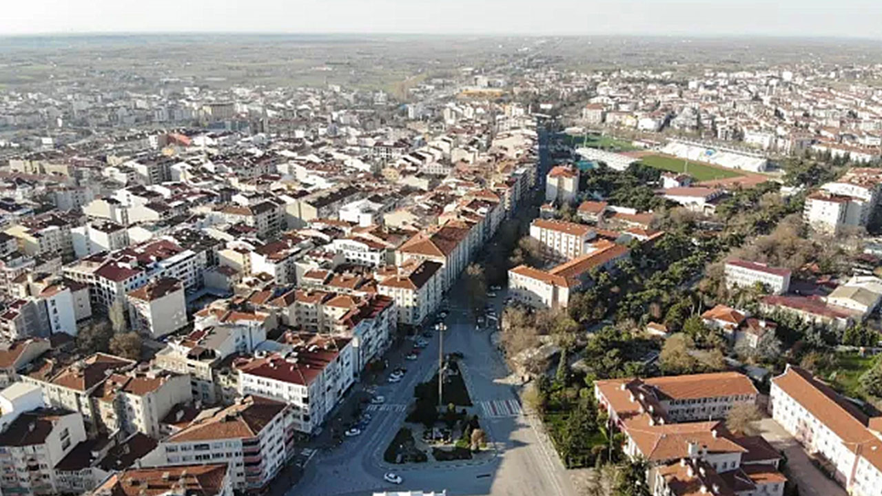 Foto - 'Türkiye'nin en güvenli ili, konutu buradan alın' deniyordu! Az önce depremle sarsıldı