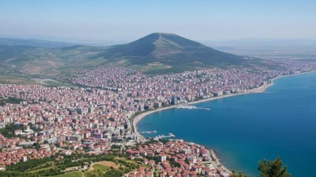 Foto - Türkiye'nin en mutsuz illeri belli oldu! Zirvede Karadeniz ili var!
