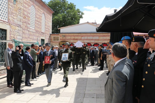 Foto - Türkiye'nin en yaşlı gazisine veda