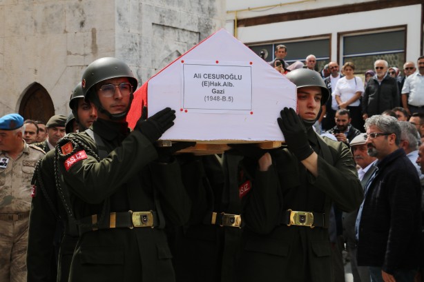 Foto - Türkiye'nin en yaşlı gazisine veda