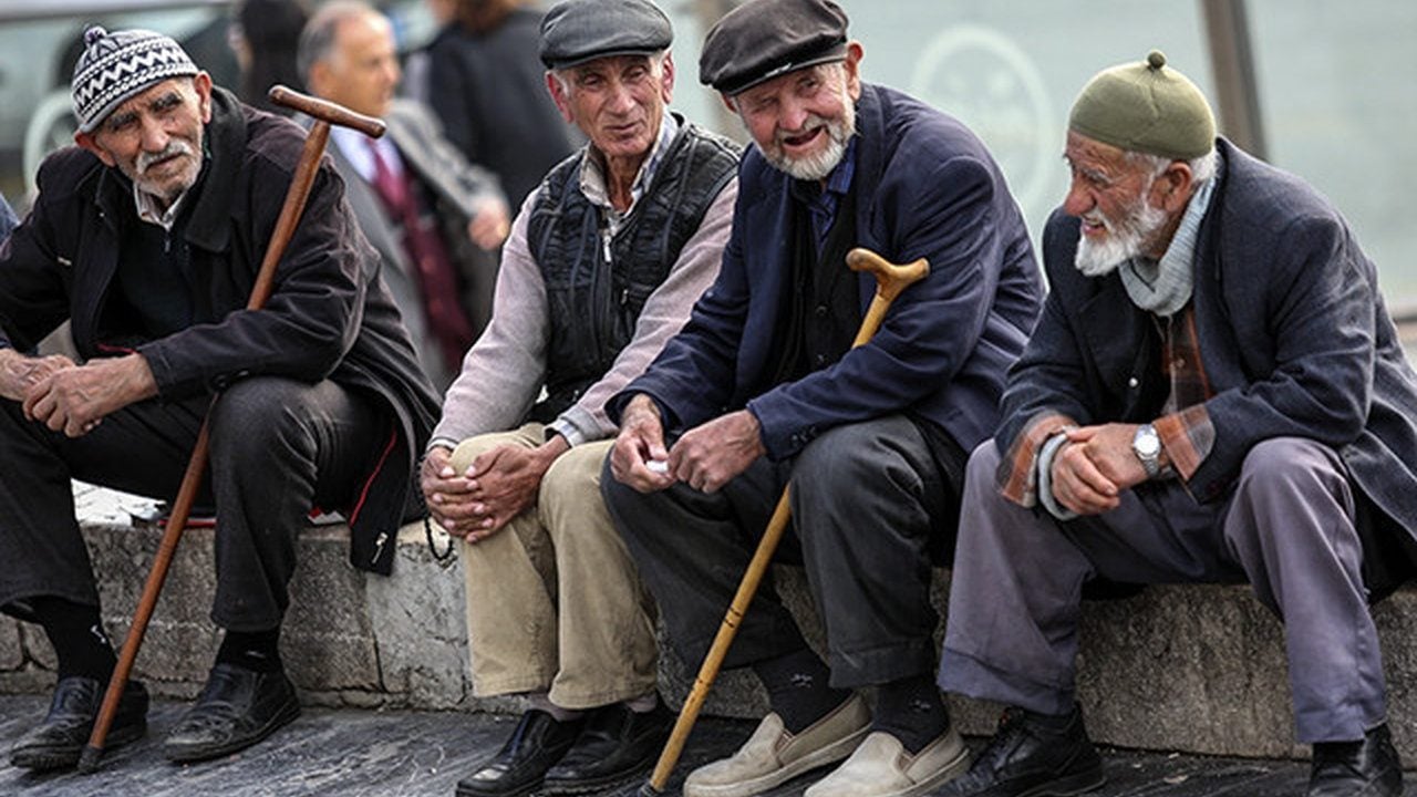 Foto - Türkiye’nin en yaşlı şehirleri açıklandı! Zirvedeki il herkesi şaşırttı