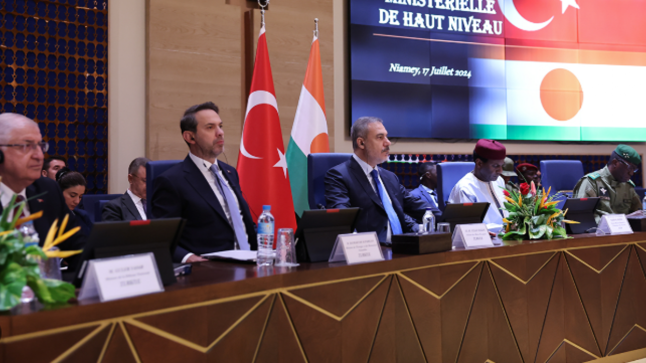 Foto - Türkiye'nin enerji diplomasisi! Bölgesel güçten küresel oyunculuğa