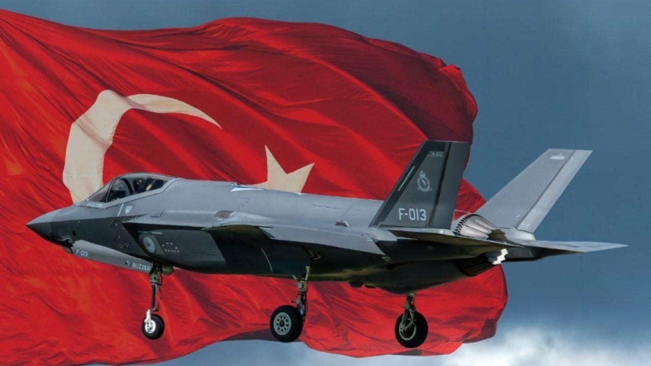 Foto - Türkiye’nin F-35 ihtimali Yunanistan’ı karıştırdı! Miçotakis’ten olay sözler: "Trump’ın yakasından tutup..."